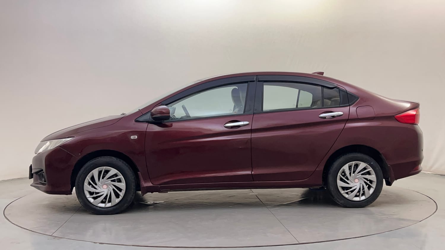 Used 2014 Honda City SV Diesel Diesel Manual exterior LEFT SIDE VIEW