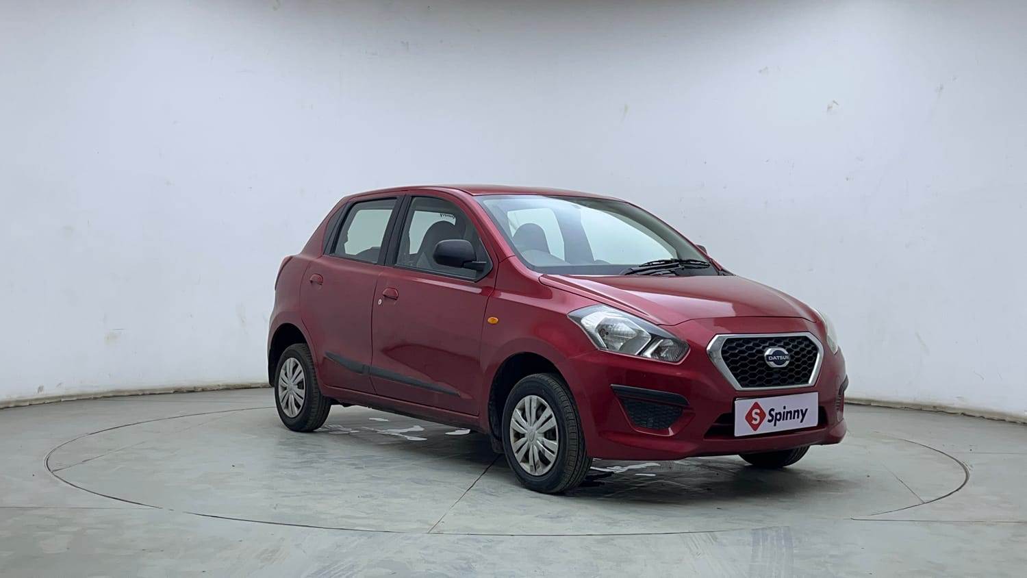 Used 2015 Datsun GO T Petrol Manual exterior RIGHT FRONT CORNER VIEW