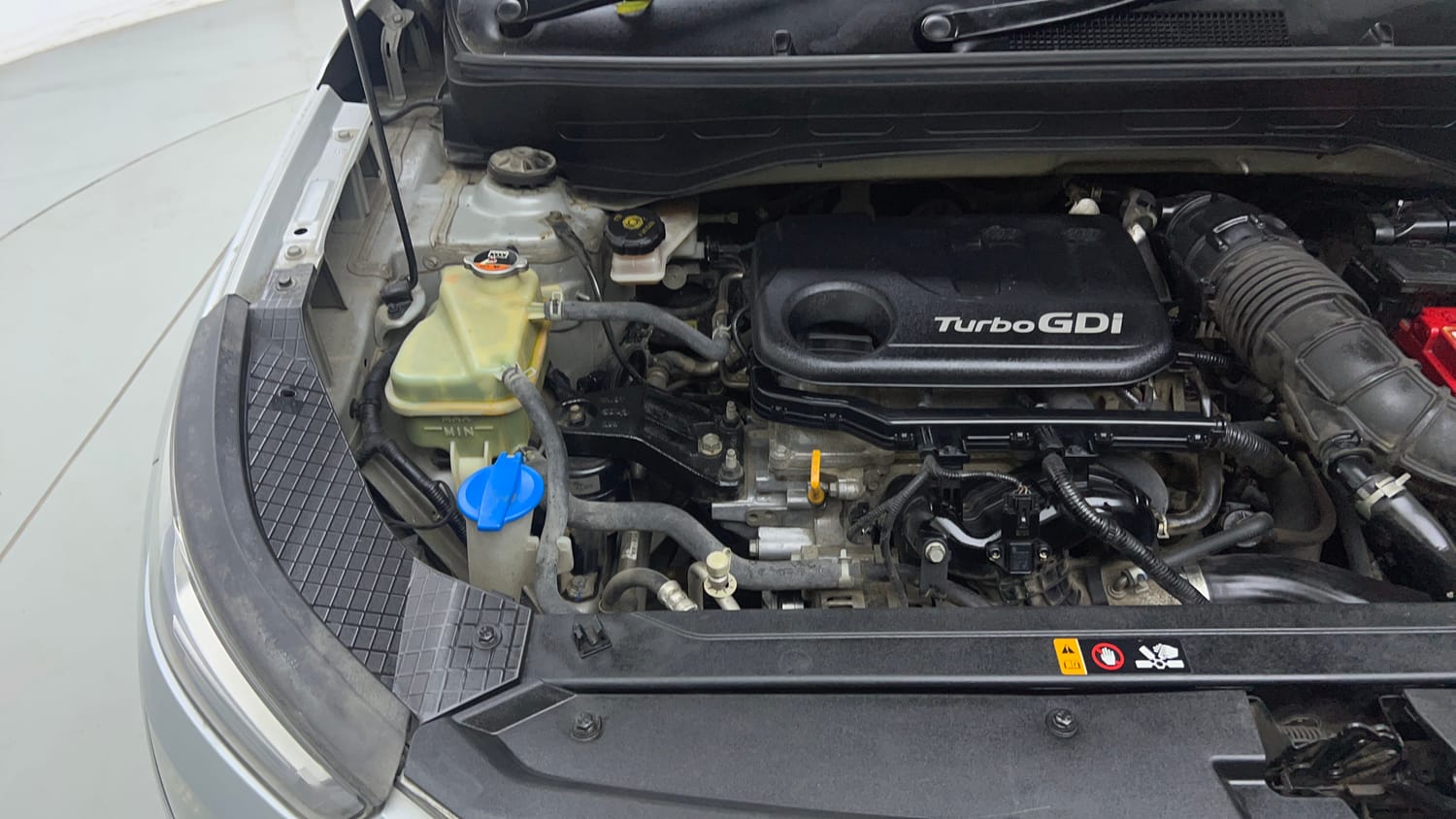 Used 2020 Hyundai Venue SX Plus 1.0 Turbo DCT Petrol Automatic engine ENGINE RIGHT SIDE VIEW