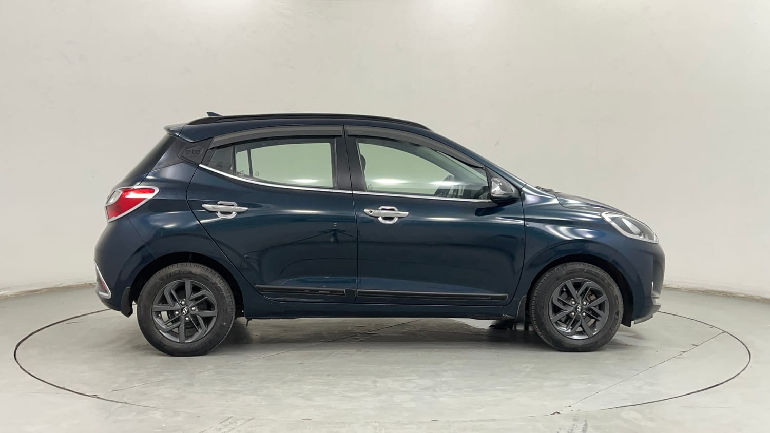 Used 2020 Hyundai Grand i10 Nios Sportz 1.2 Kappa VTVT CNG Cng Manual exterior RIGHT SIDE VIEW