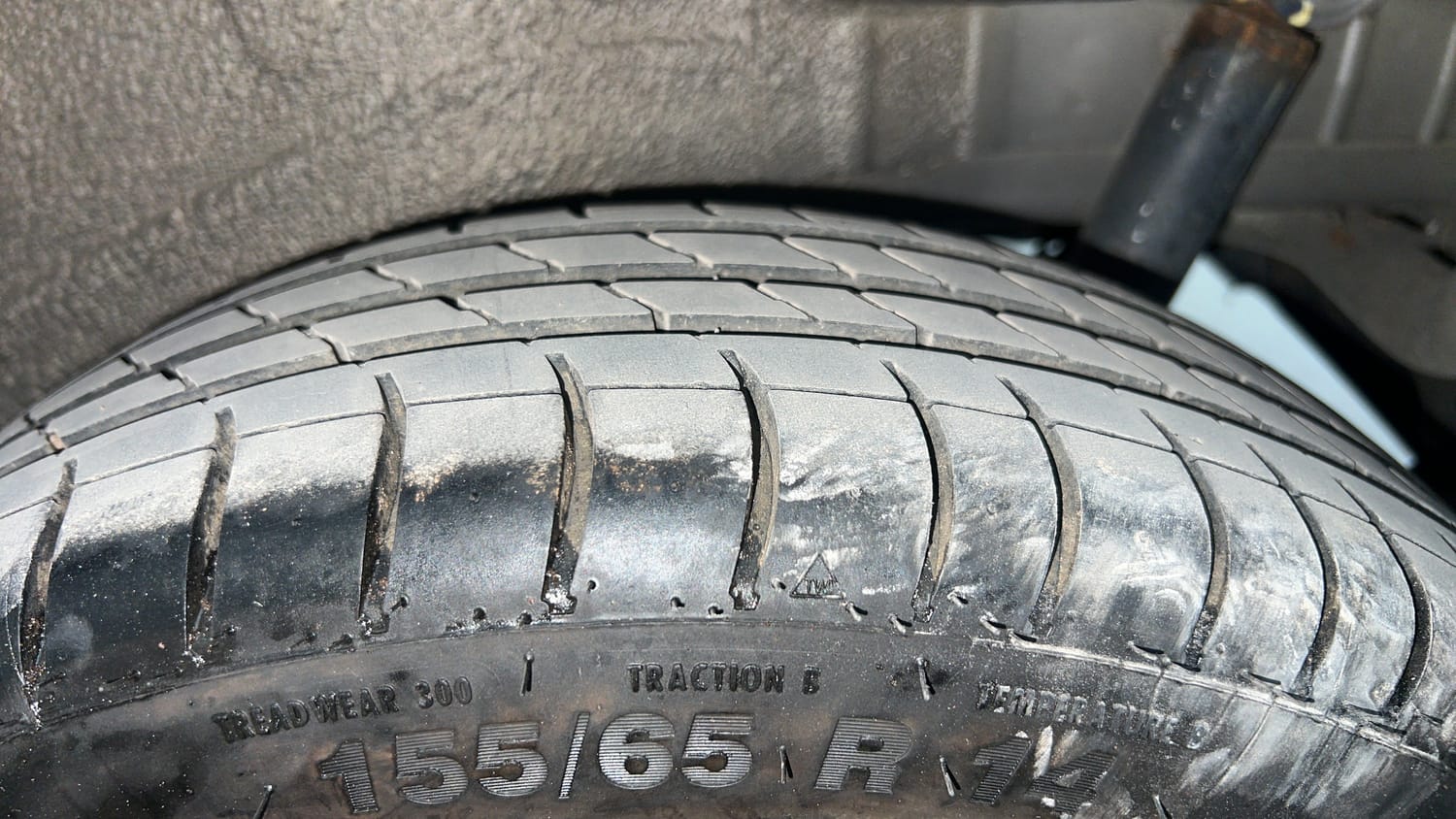 Used 2017 Maruti Suzuki Wagon R VXI+ Petrol Manual tyres LEFT REAR TYRE TREAD VIEW