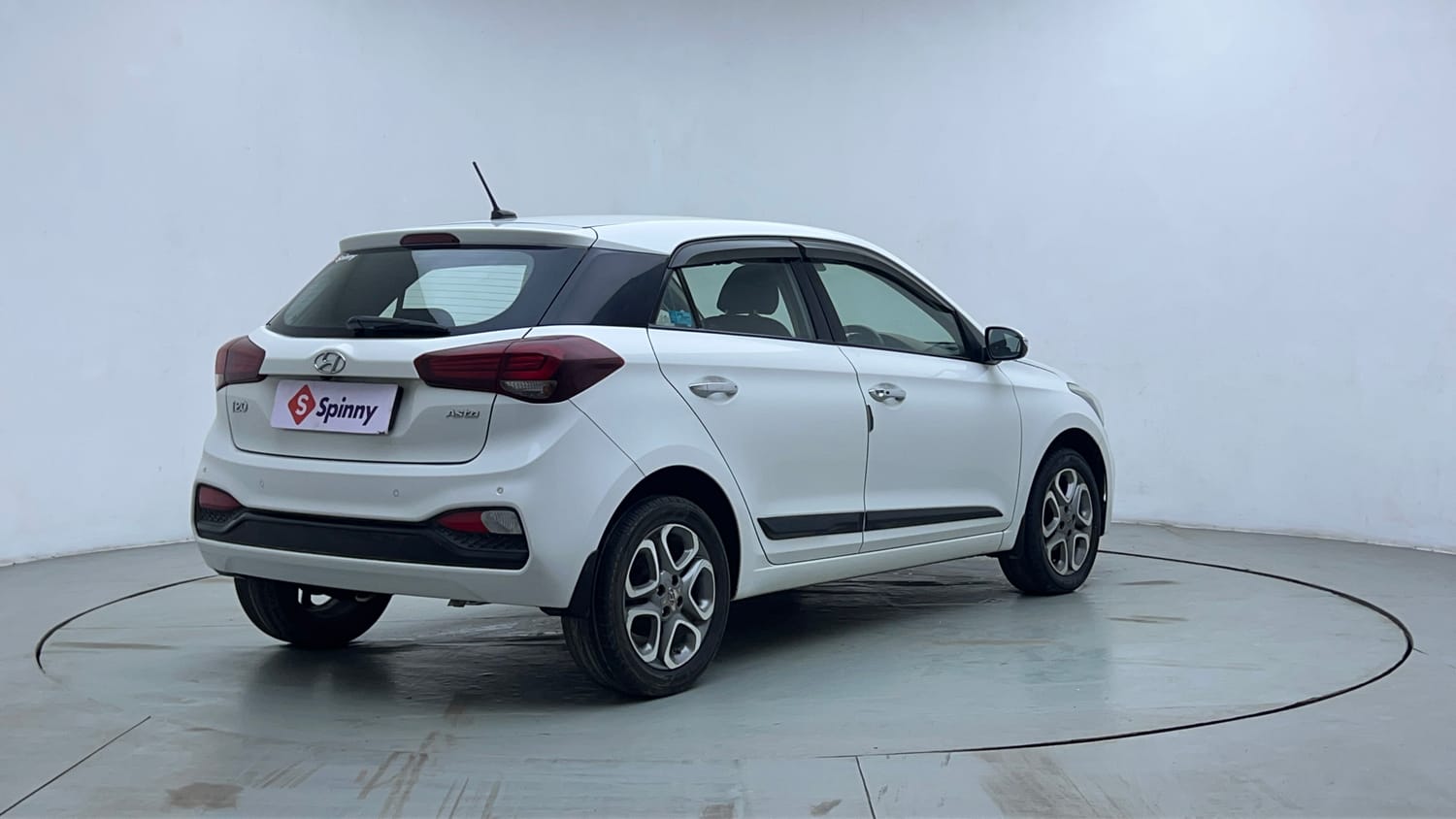 Used 2018 Hyundai Elite i20 Asta 1.2 (O) Petrol Manual exterior RIGHT REAR CORNER VIEW