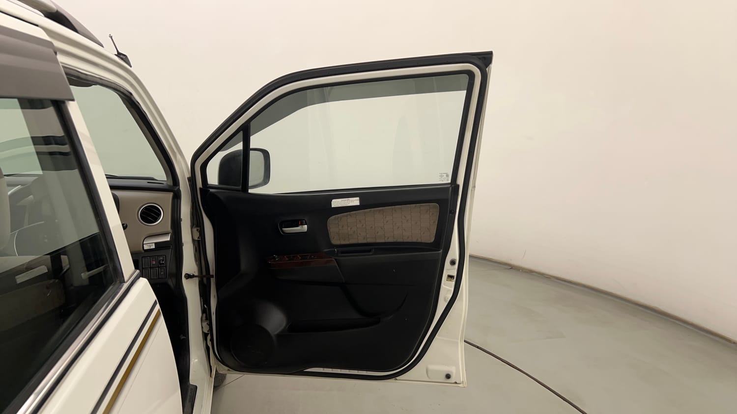Used 2016 Maruti Suzuki Wagon R 1.0 VXI AMT Petrol Automatic interior RIGHT FRONT DOOR OPEN VIEW