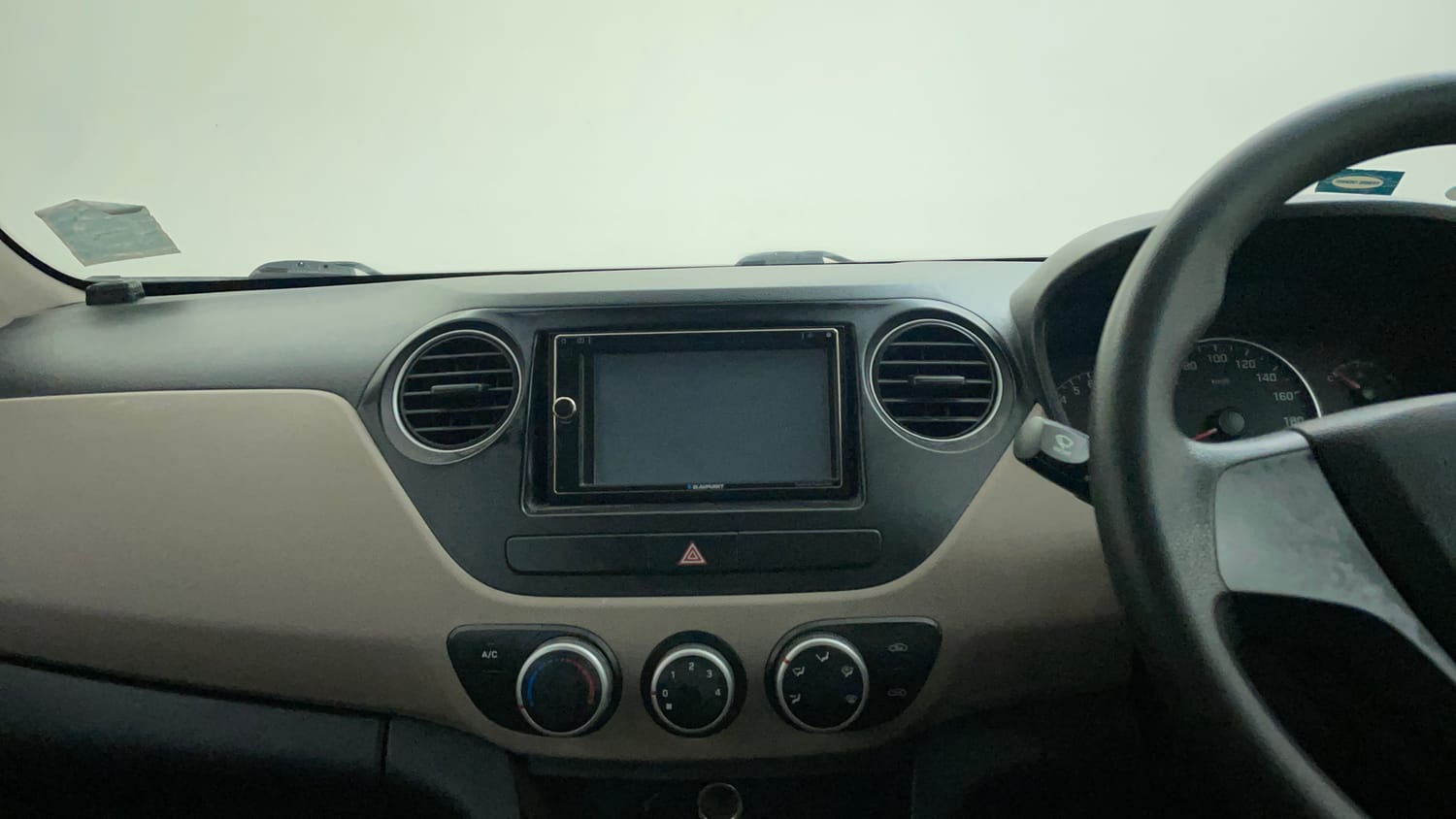 Used 2018 Hyundai Grand i10 Magna 1.2 Kappa VTVT Petrol Manual interior MUSIC SYSTEM & AC CONTROL VIEW