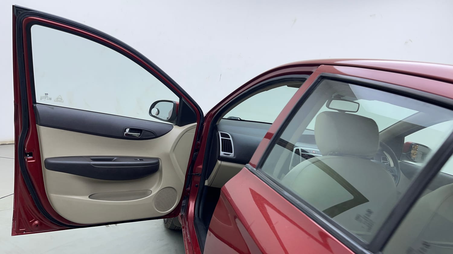 Used 2012 Hyundai i20 Sportz 1.2 Petrol Manual interior LEFT FRONT DOOR OPEN VIEW