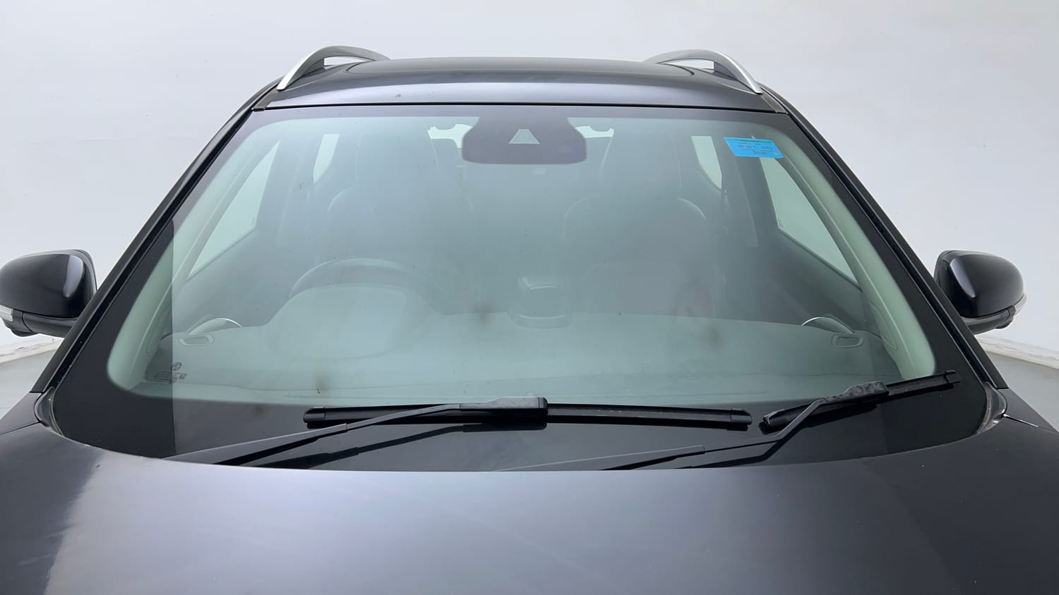 Used 2021 MG Motors Astor Savvy 1.3 Turbo AT S Red Petrol Automatic exterior FRONT WINDSHIELD VIEW