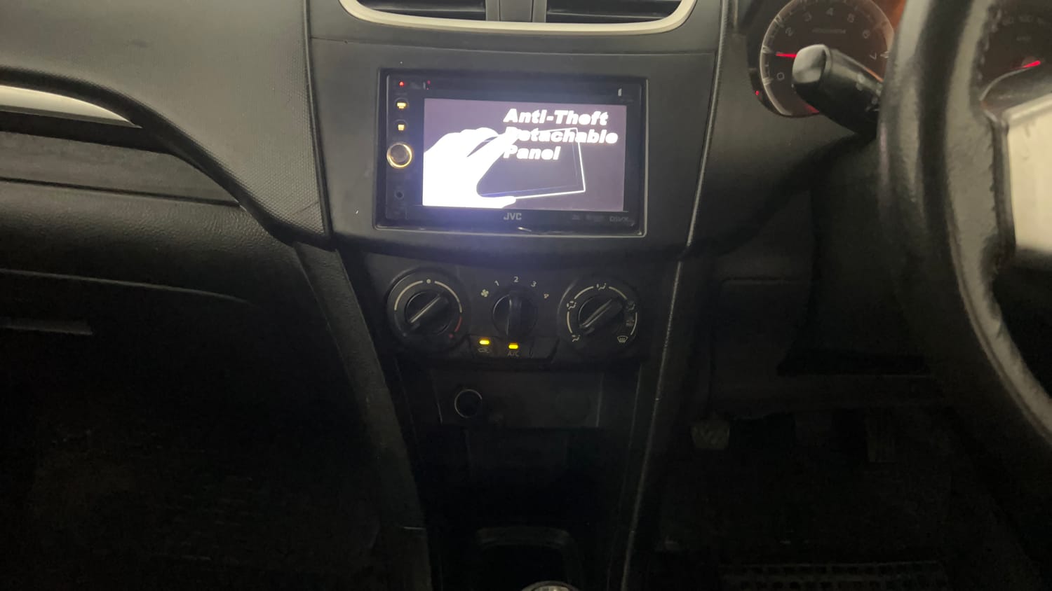 Used 2012 Maruti Suzuki Swift VXi Petrol Manual interior MUSIC SYSTEM & AC CONTROL VIEW