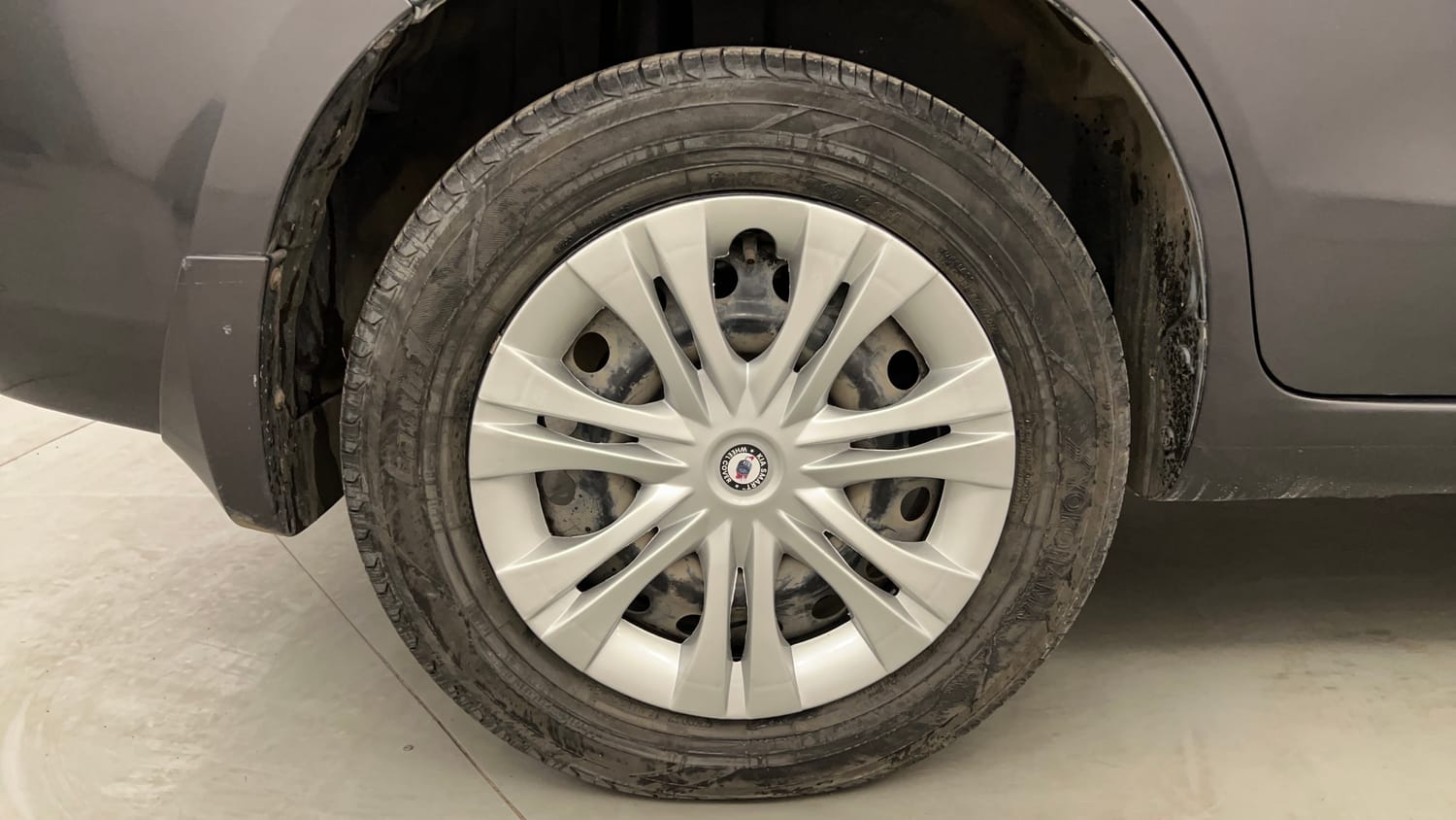 Used 2013 Maruti Suzuki Ertiga Vxi Petrol Manual tyres RIGHT REAR TYRE RIM VIEW