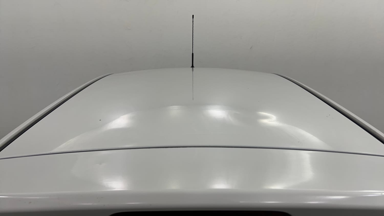 Used 2014 Hyundai Eon Magna Petrol Manual exterior EXTERIOR ROOF VIEW