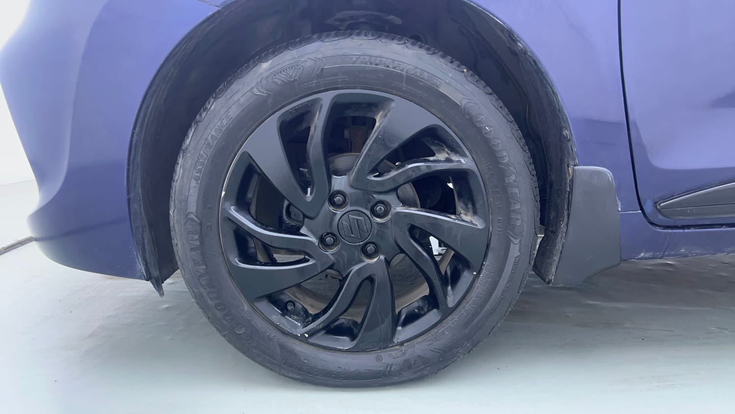 Used 2019 Maruti Suzuki Baleno Zeta Automatic Petrol Automatic tyres LEFT FRONT TYRE RIM VIEW