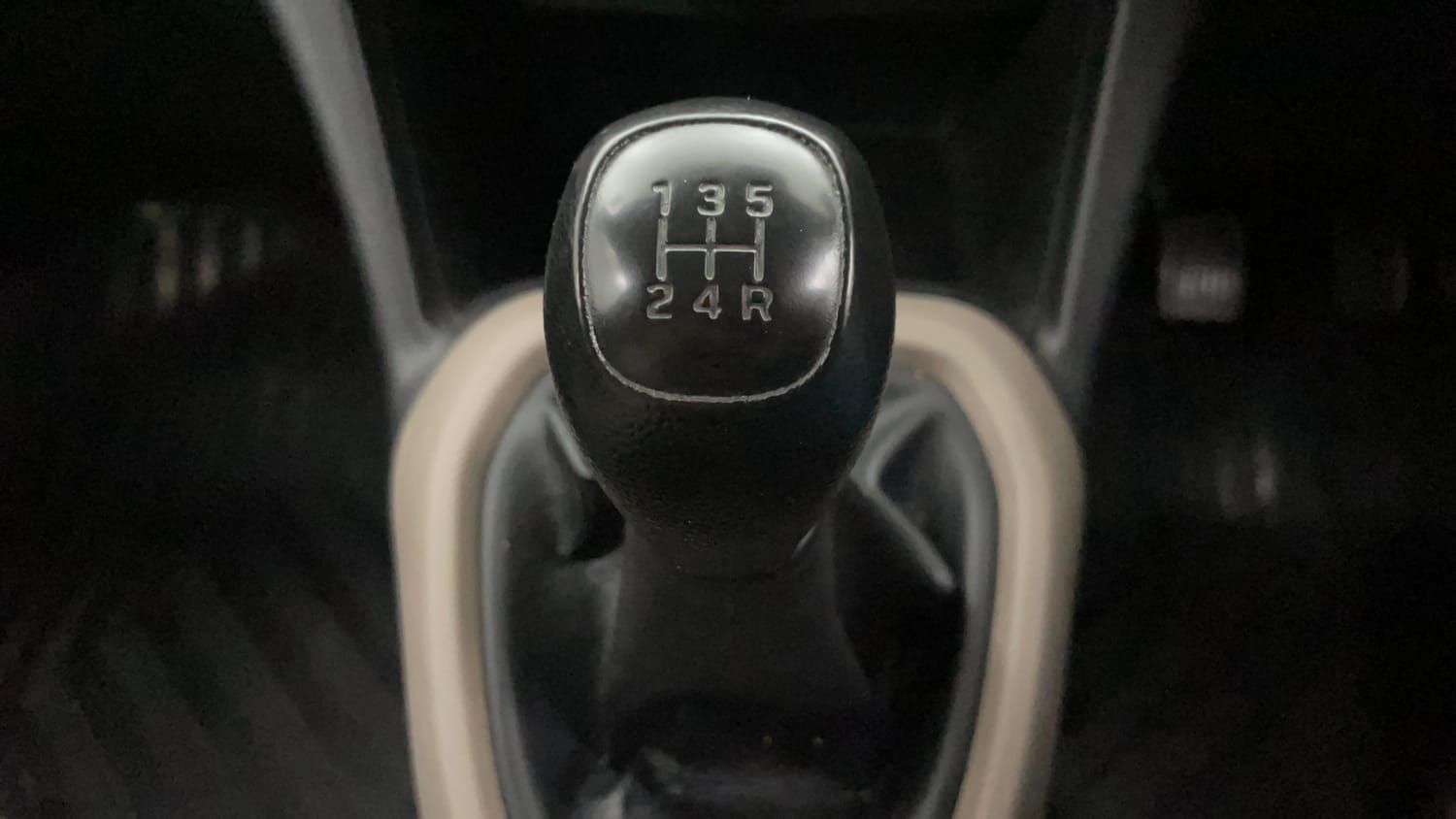 Used 2016 Hyundai Grand i10 Magna 1.2 Kappa VTVT Petrol Manual interior GEAR  KNOB VIEW