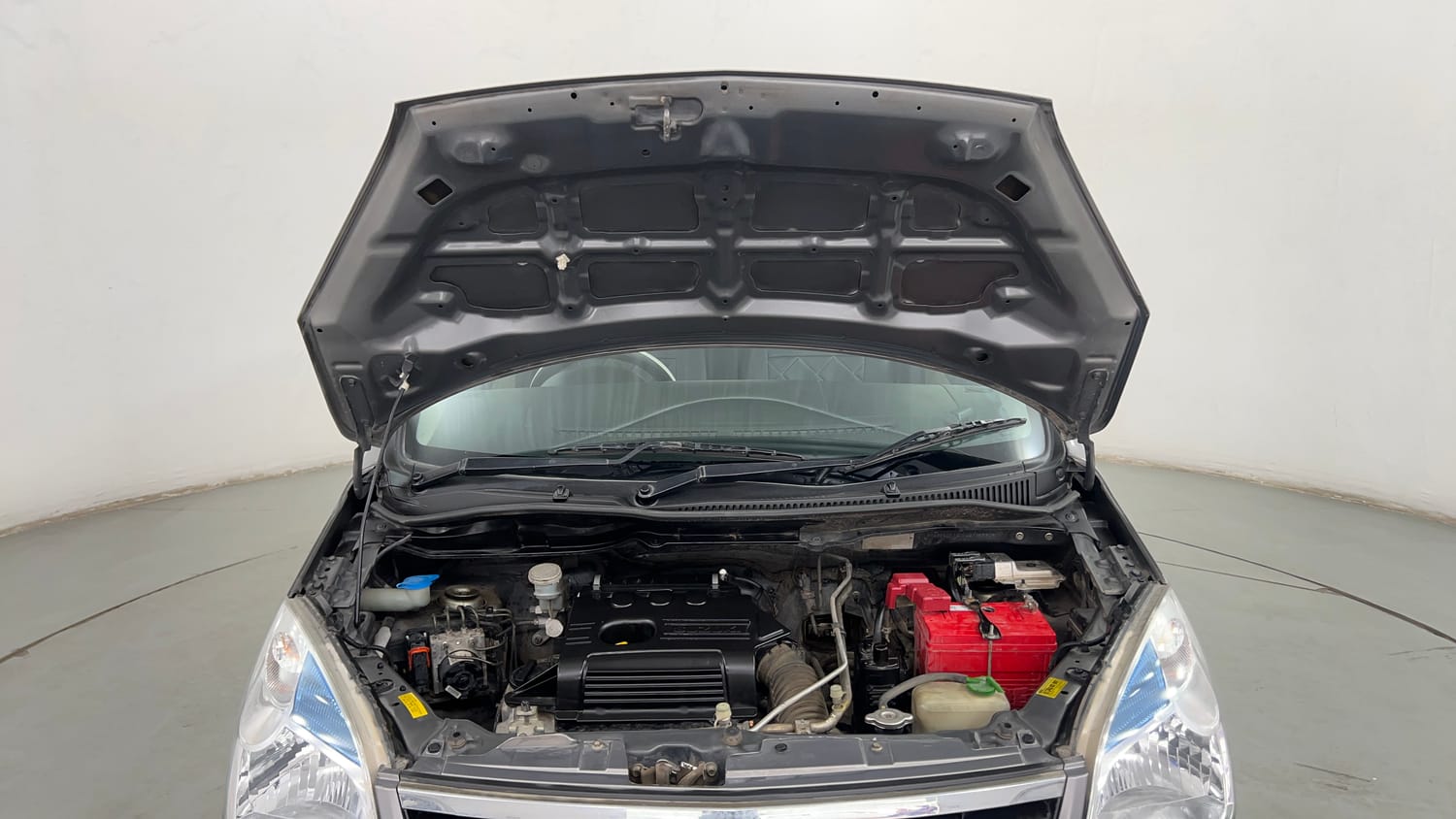 Used 2017 Maruti Suzuki Wagon R 1.0 VXI AMT (O) Petrol Automatic engine ENGINE & BONNET OPEN FRONT VIEW