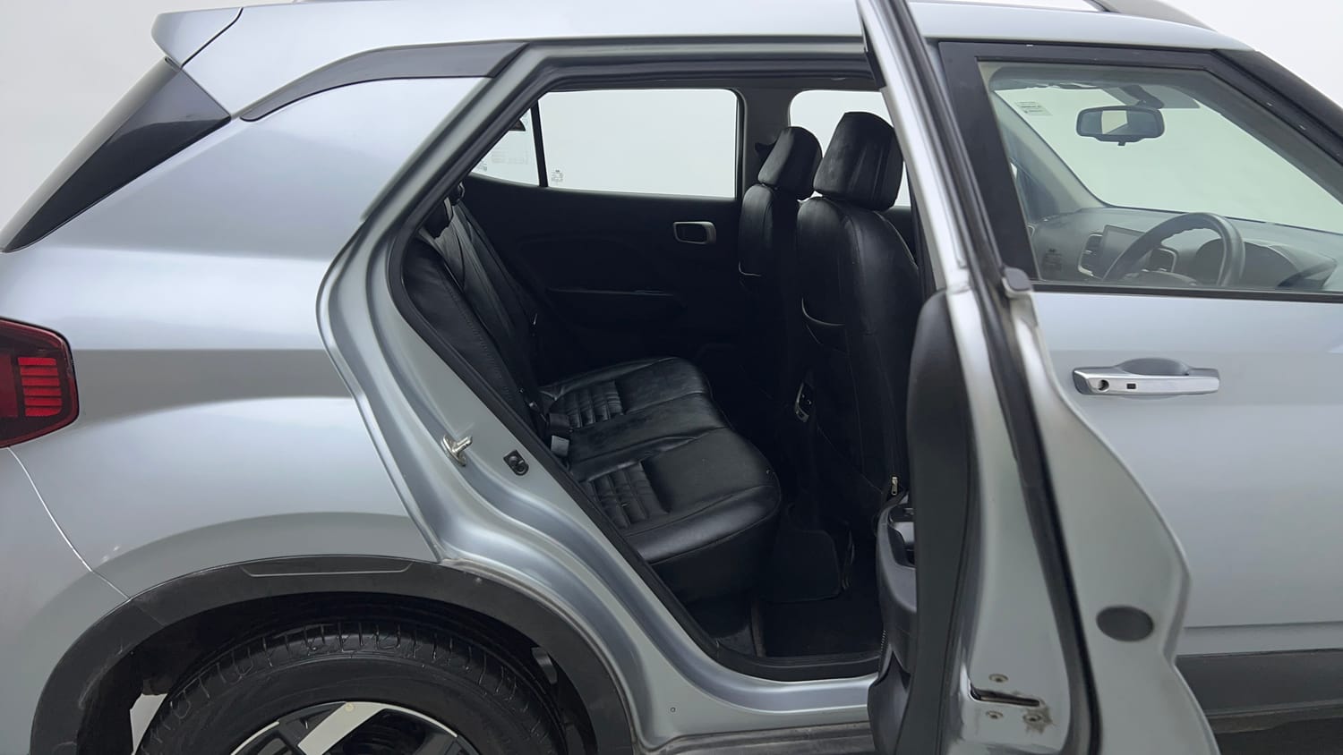 Used 2020 Hyundai Venue SX Plus 1.0 Turbo DCT Petrol Automatic interior RIGHT SIDE REAR DOOR CABIN VIEW