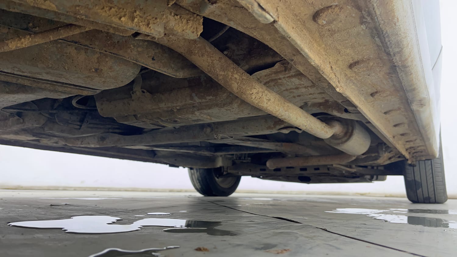 Used 2022 Honda City ZX CVT Petrol Petrol Automatic extra REAR RIGHT UNDERBODY VIEW
