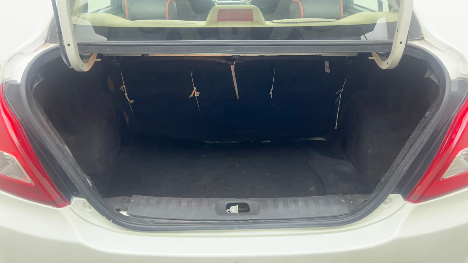 Used 2016 Maruti Suzuki Swift Dzire VXI Petrol Manual interior DICKY INSIDE VIEW
