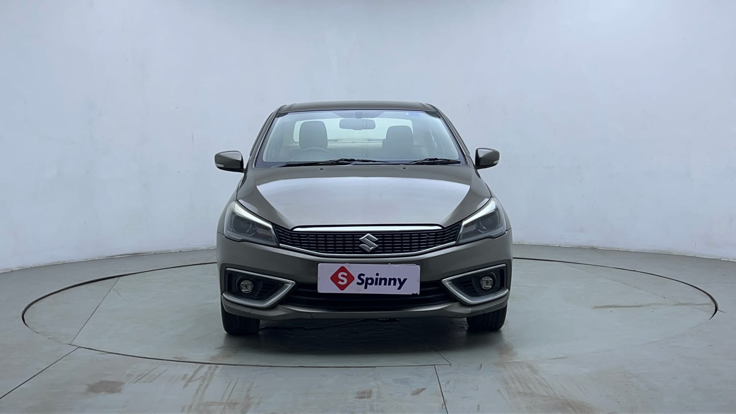 Used 2019 Maruti Suzuki Ciaz Alpha Hybrid 1.5 AT Petrol Automatic exterior FRONT VIEW