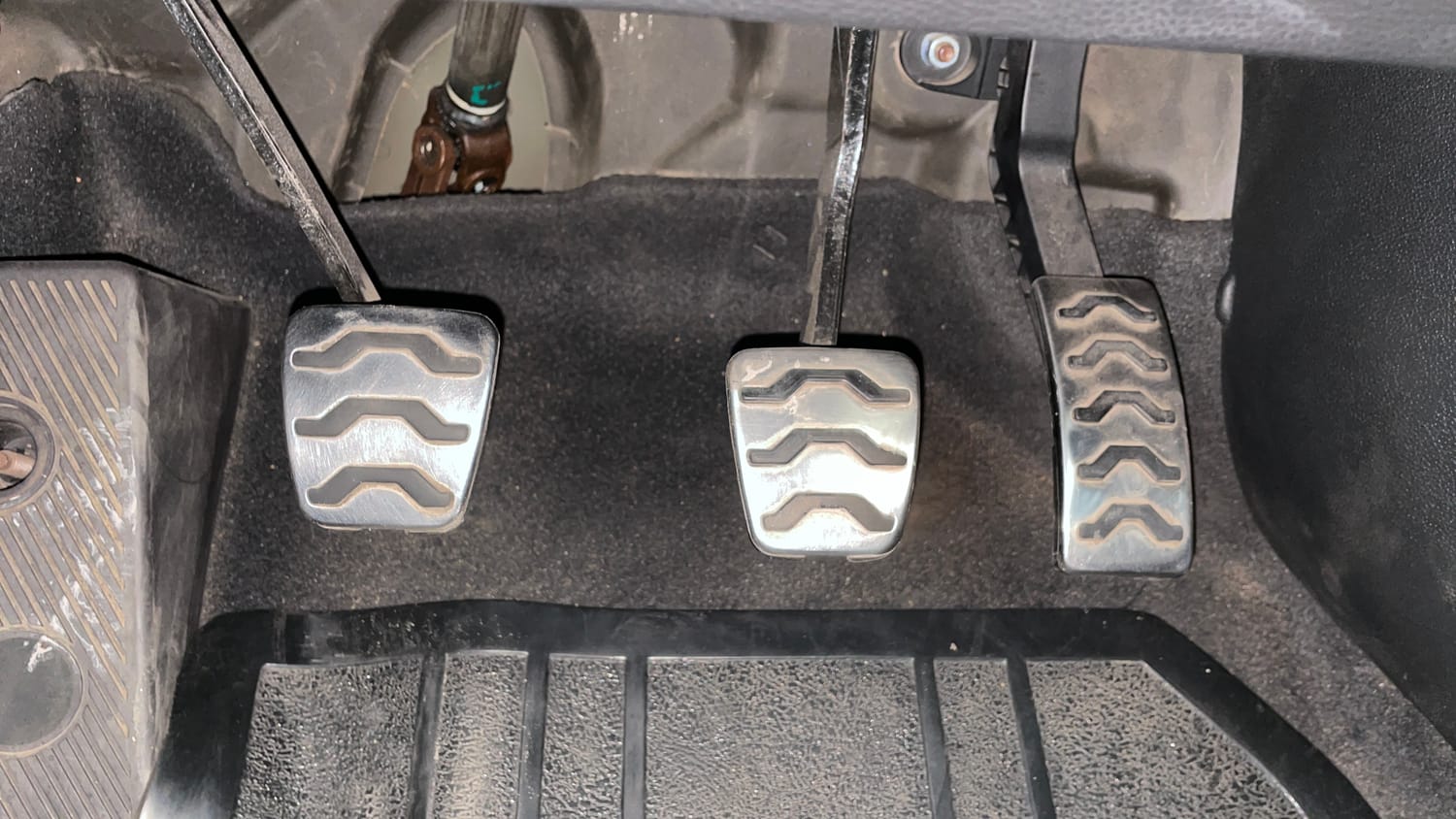 Used 2016 Hyundai i20 Active 1.2 SX Petrol Manual interior PEDALS VIEW