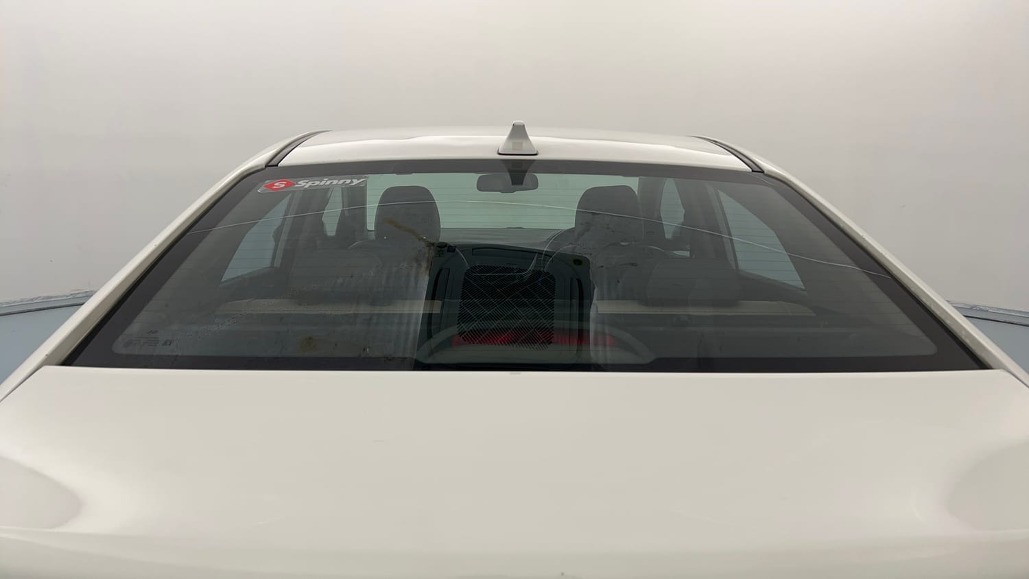 Used 2019 Hyundai Verna SX (O) 1.6 CRDi Diesel Manual exterior BACK WINDSHIELD VIEW