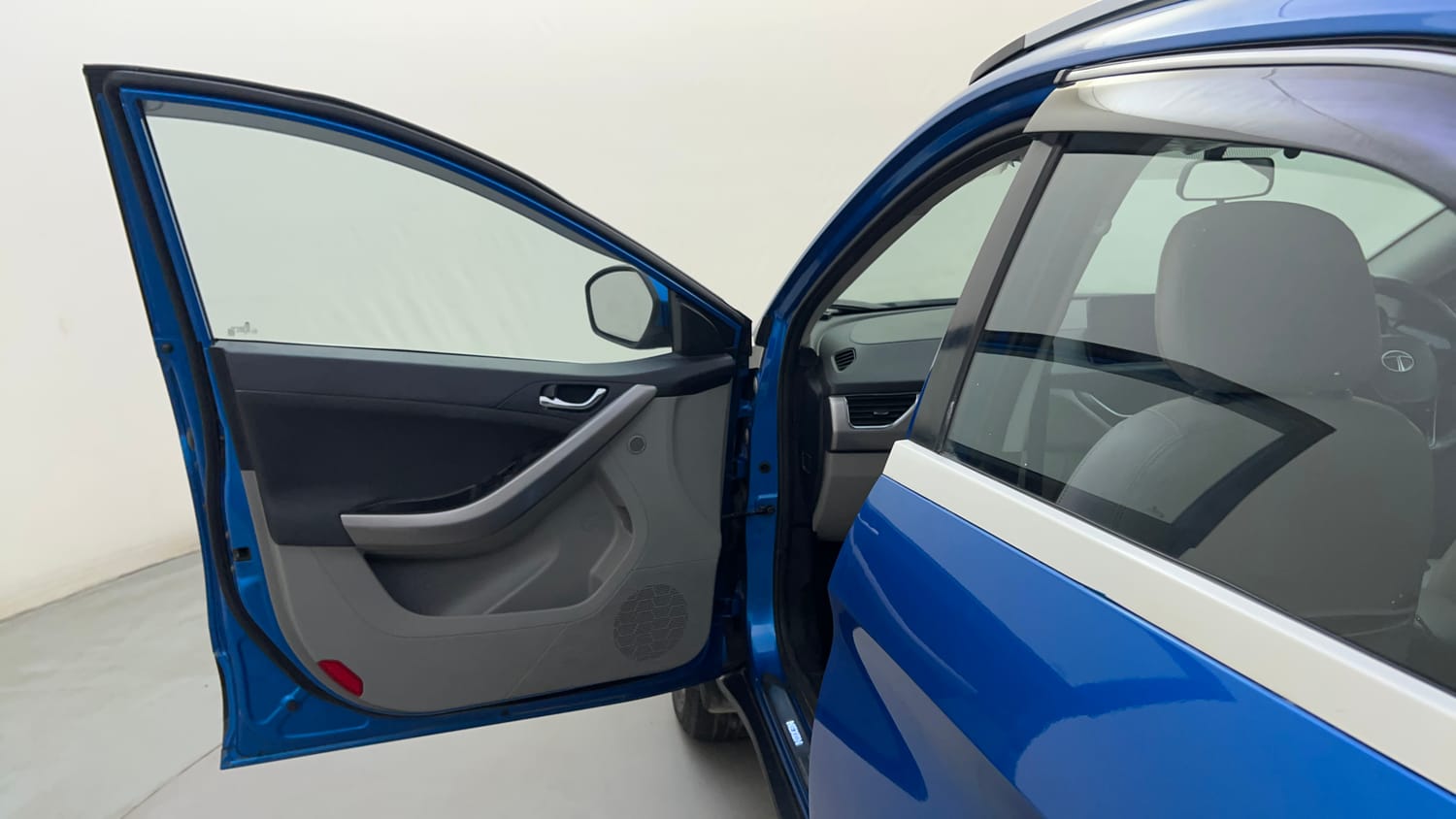Used 2019 Tata Nexon XZA Plus Petrol Petrol Automatic interior LEFT FRONT DOOR OPEN VIEW