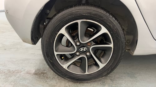 Used 2017 Hyundai Grand i10 Asta 1.2 Kappa VTVT Petrol Manual tyres RIGHT REAR TYRE RIM VIEW
