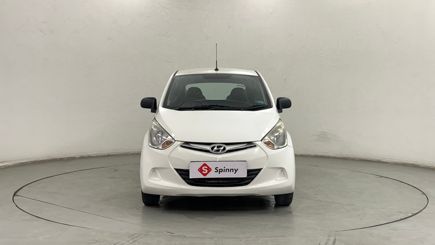 Used 2014 Hyundai Eon Magna Petrol Manual exterior FRONT VIEW