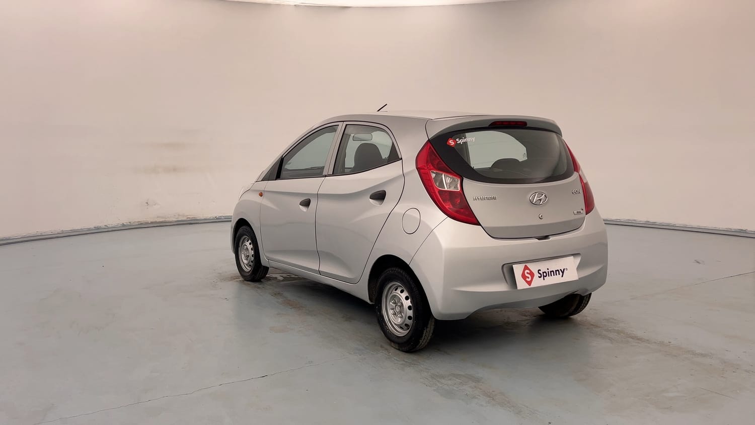 Used 2016 Hyundai Eon Era + Petrol Manual exterior LEFT REAR CORNER VIEW