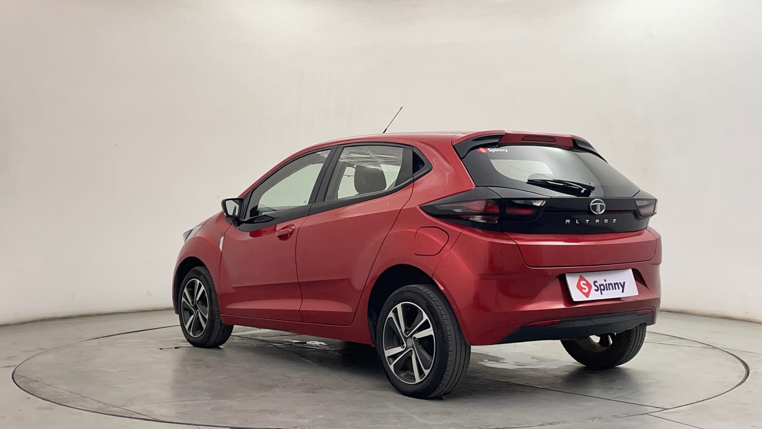 Used 2022 Tata Altroz XZ Petrol Petrol Manual exterior LEFT REAR CORNER VIEW