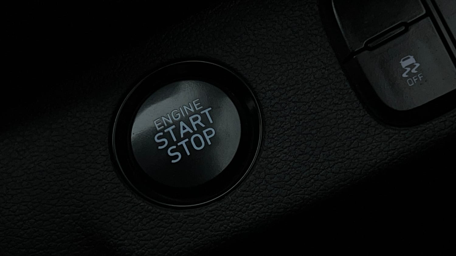 Used 2020 Hyundai Venue SX Plus 1.0 Turbo DCT Petrol Automatic top_features Keyless start