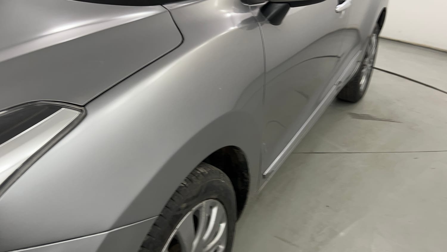 Used 2018 Maruti Suzuki Baleno Alpha 1.2 AT Petrol Automatic dents MINOR SCRATCH