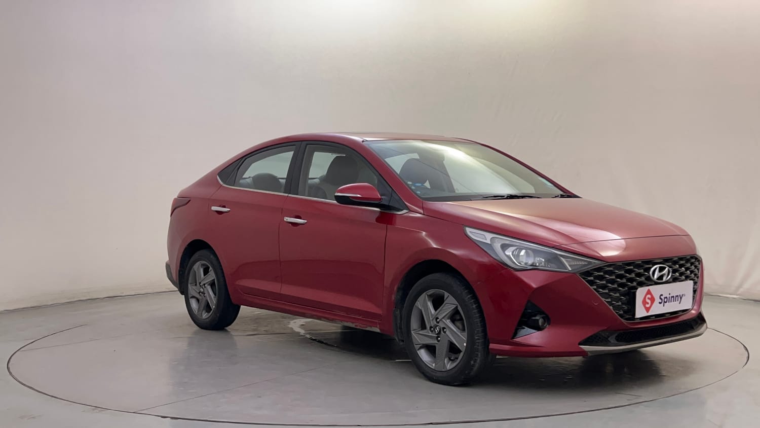 Used 2020 Hyundai Verna SX 1.5 MPi Petrol Manual exterior RIGHT FRONT CORNER VIEW