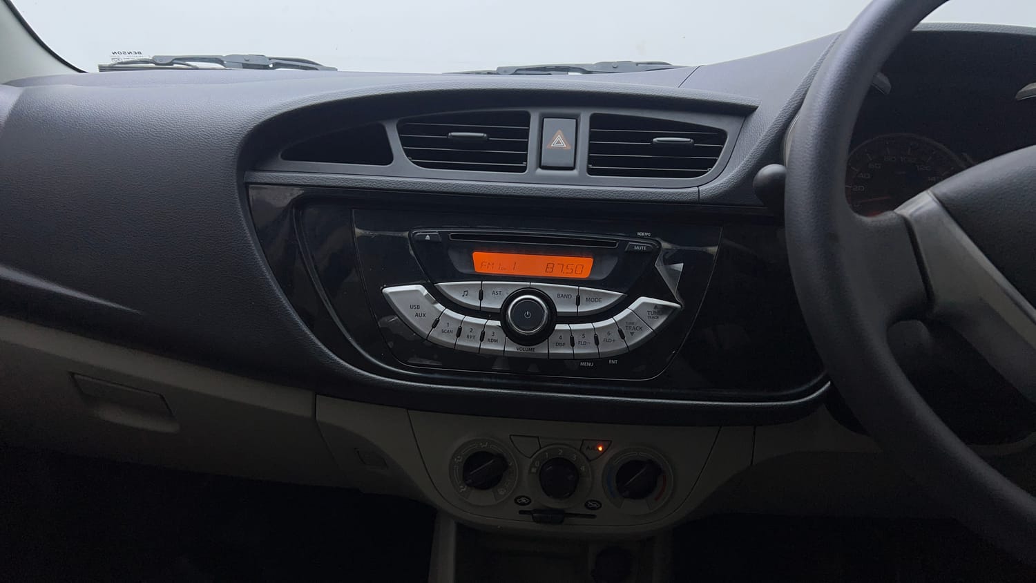 Used 2017 Maruti Suzuki Alto K10 VXi Petrol Manual top_features Integrated (in-dash) music system