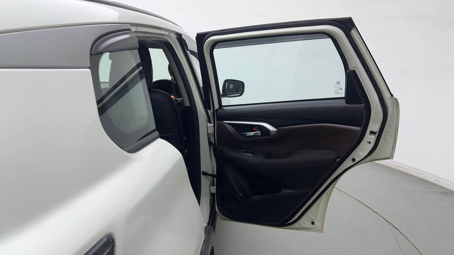 Used 2023 Maruti Suzuki Grand Vitara Sigma Smart Hybrid Petrol Manual interior RIGHT REAR DOOR OPEN VIEW