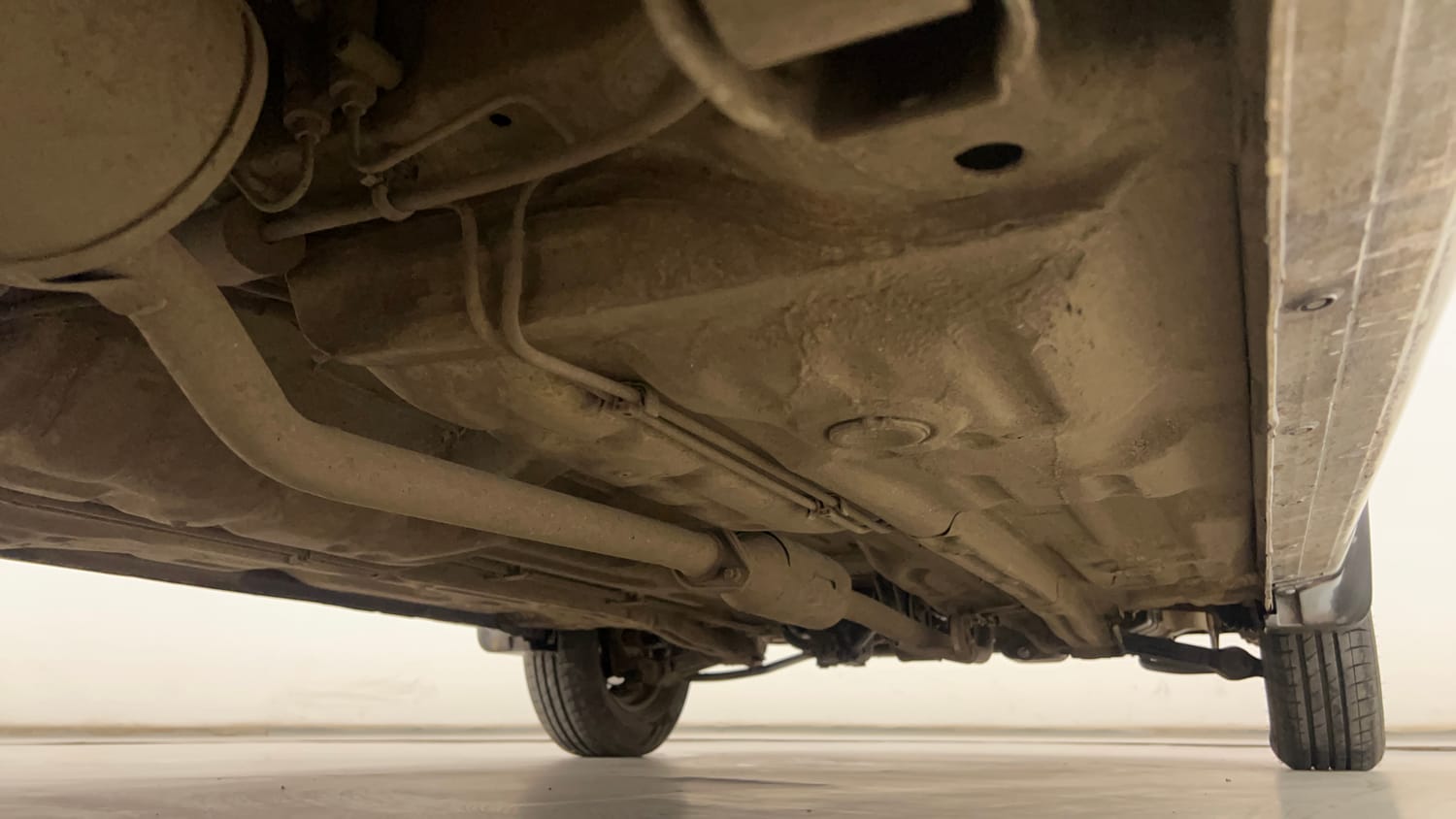 Used 2014 Maruti Suzuki Alto 800 Lxi Petrol Manual extra REAR RIGHT UNDERBODY VIEW