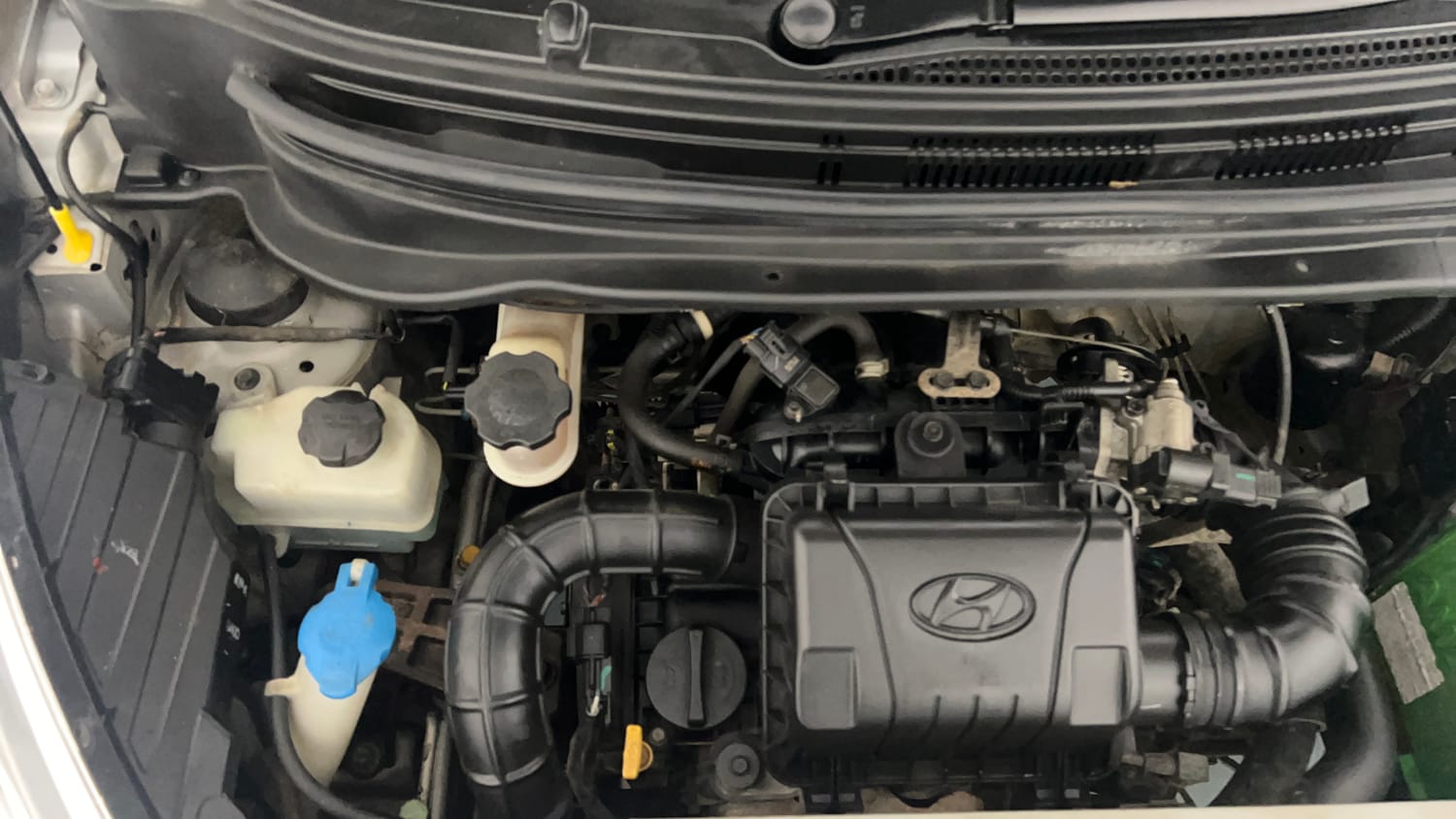 Used 2016 Hyundai Eon Era + Petrol Manual engine ENGINE RIGHT SIDE VIEW