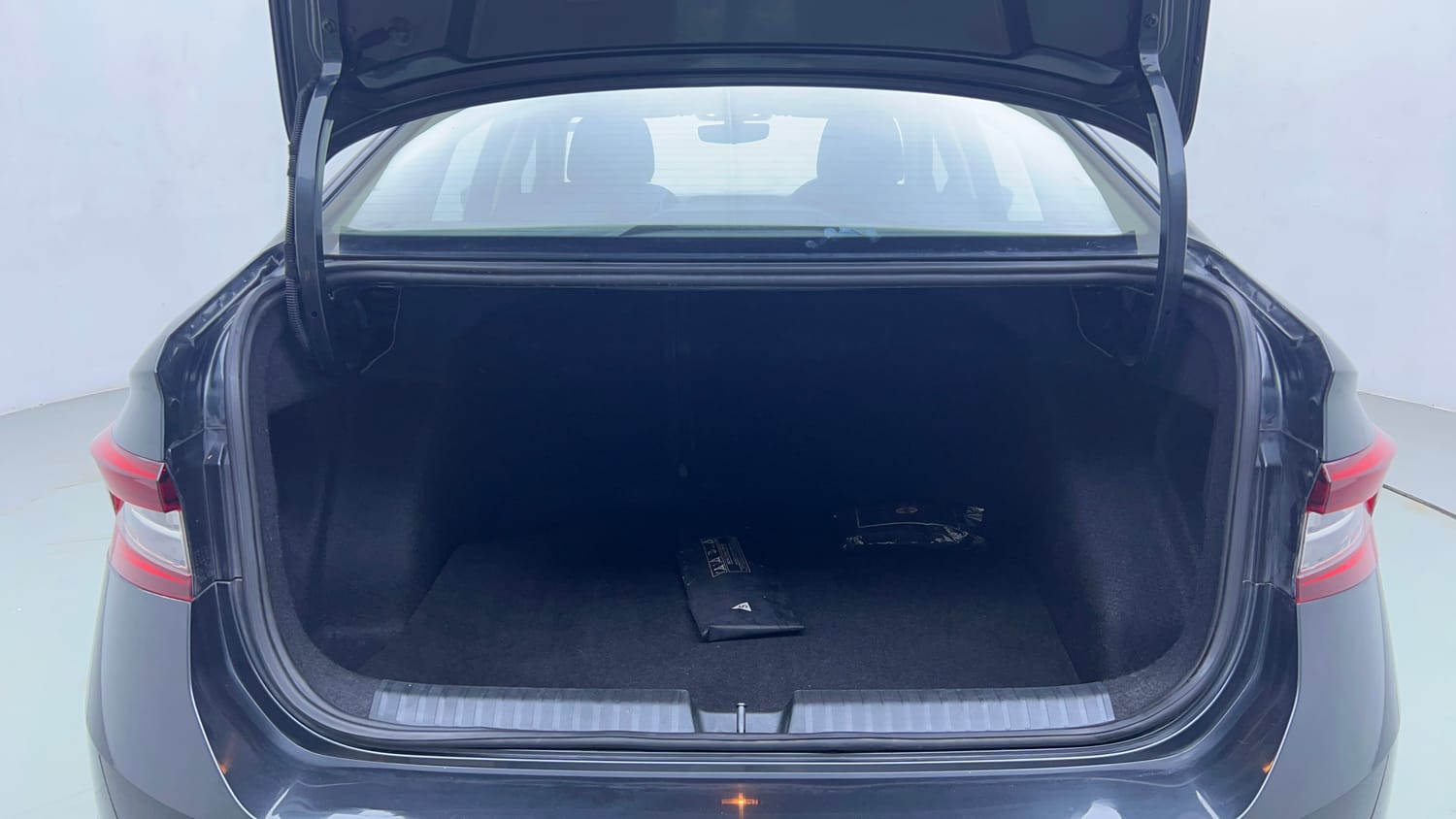 Used 2022 Skoda Slavia Style 1.0L TSI AT Petrol Automatic interior DICKY INSIDE VIEW