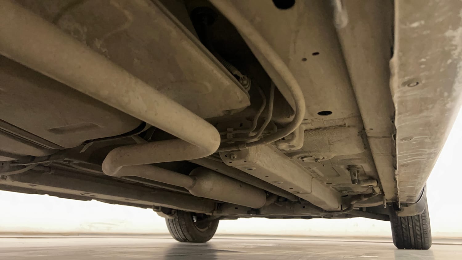 Used 2013 Maruti Suzuki Ertiga Vxi Petrol Manual extra REAR RIGHT UNDERBODY VIEW
