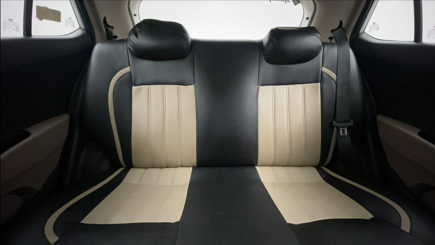 Used 2016 Hyundai Grand i10 Magna 1.2 Kappa VTVT Petrol Manual interior REAR SEAT CONDITION VIEW