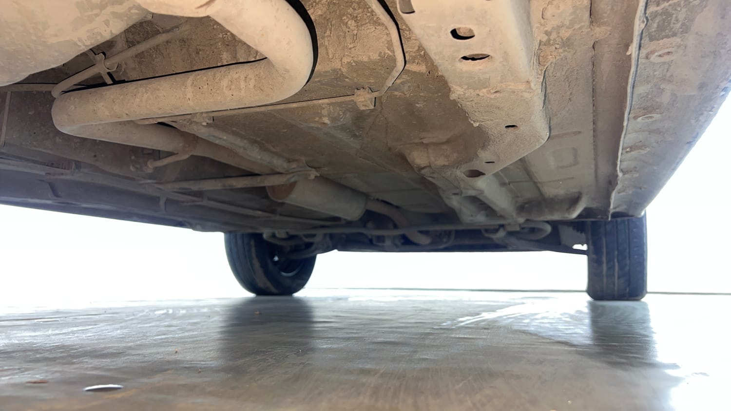 Used 2021 Tata Tiago XZ Petrol Manual extra REAR RIGHT UNDERBODY VIEW