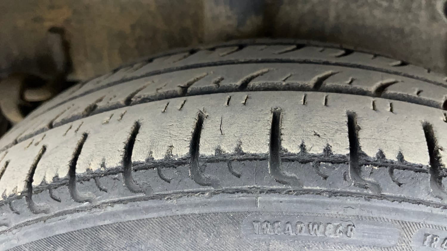 Used 2018 Maruti Suzuki Celerio X Zxi (Opt) Petrol Manual tyres RIGHT REAR TYRE TREAD VIEW