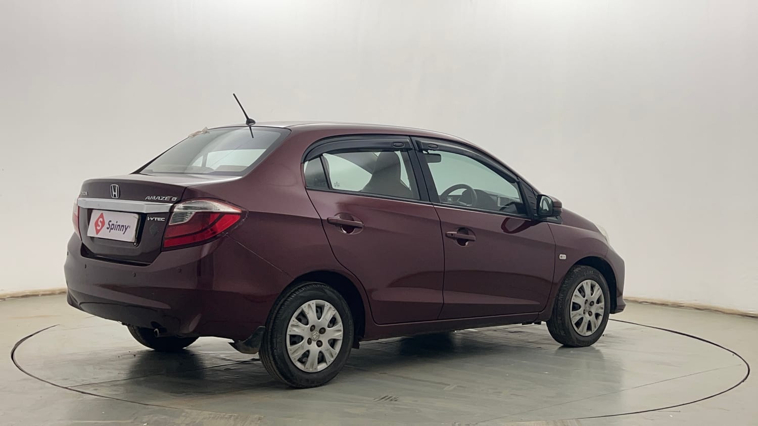 Used 2017 Honda Amaze 1.2 S i-VTEC Opt Petrol Manual exterior RIGHT REAR CORNER VIEW