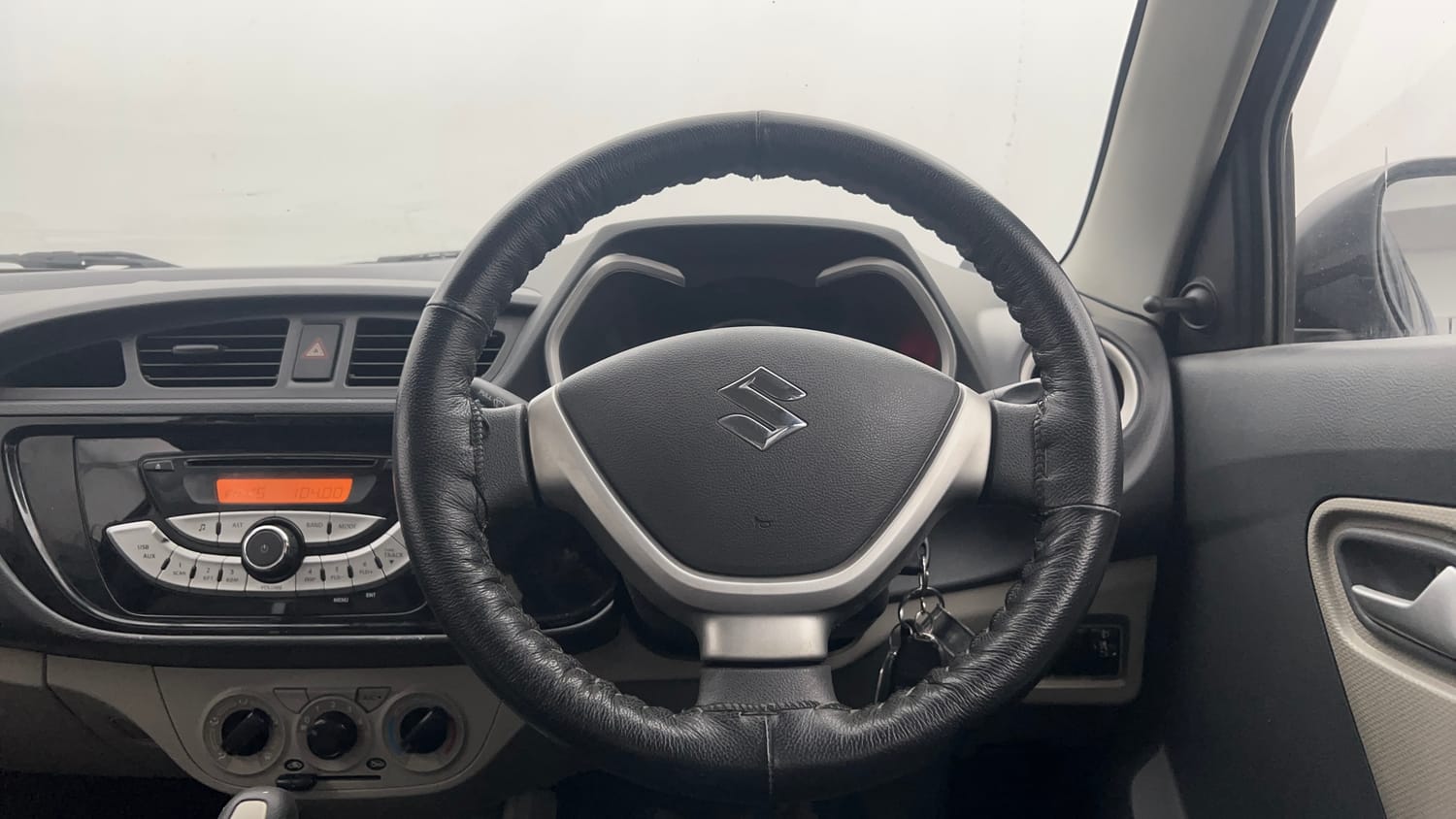Used 2015 Maruti Suzuki Alto K10 VXi AMT Petrol Automatic interior STEERING VIEW