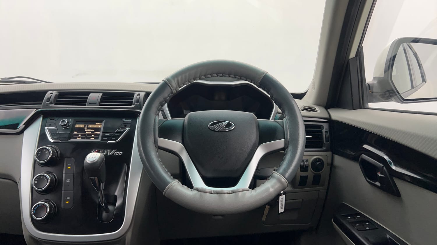 Used 2017 Mahindra KUV100 K6 6 STR Petrol Manual interior STEERING VIEW