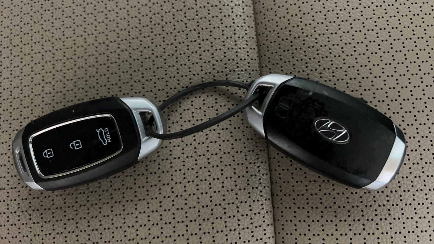Used 2019 Hyundai Verna SX (O) 1.6 CRDi Diesel Manual extra CAR KEY VIEW