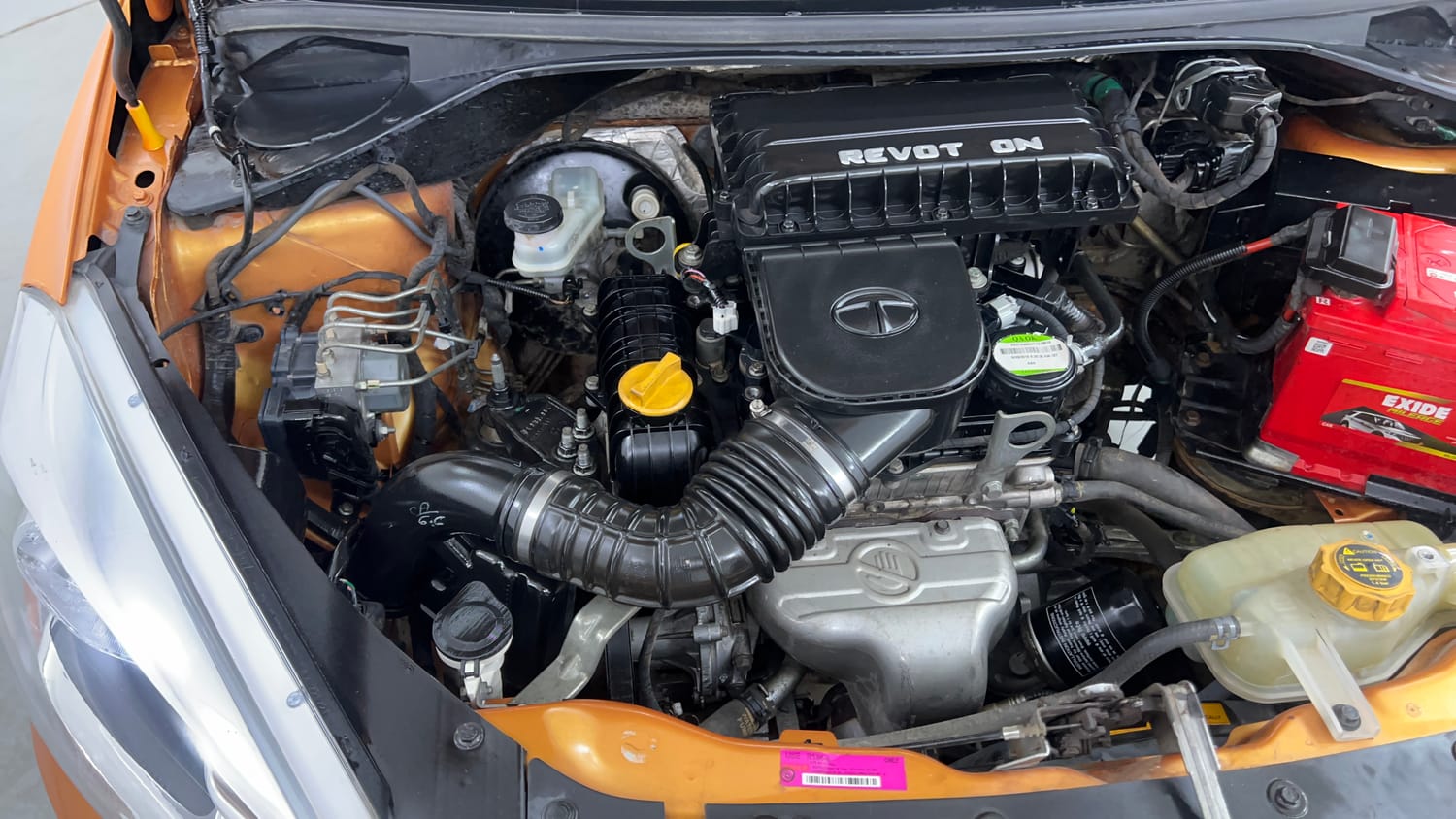 Used 2016 Tata Tiago Revotron XZ Petrol Manual engine ENGINE RIGHT SIDE VIEW
