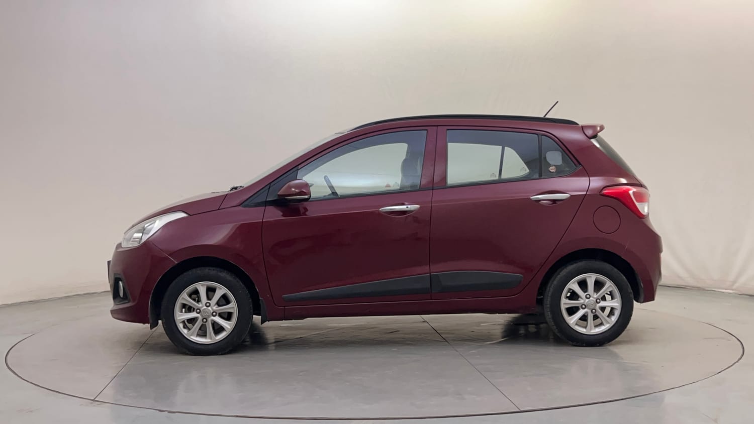Used 2015 Hyundai Grand i10 Asta 1.2 Kappa VTVT Petrol Manual exterior LEFT SIDE VIEW