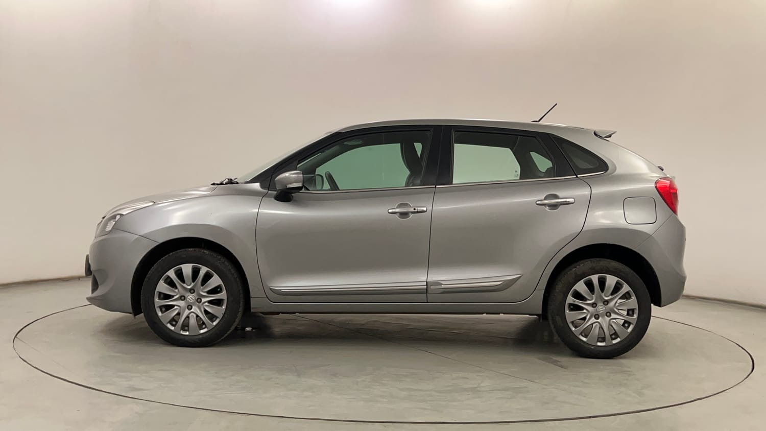 Used 2018 Maruti Suzuki Baleno Alpha 1.2 AT Petrol Automatic exterior LEFT SIDE VIEW