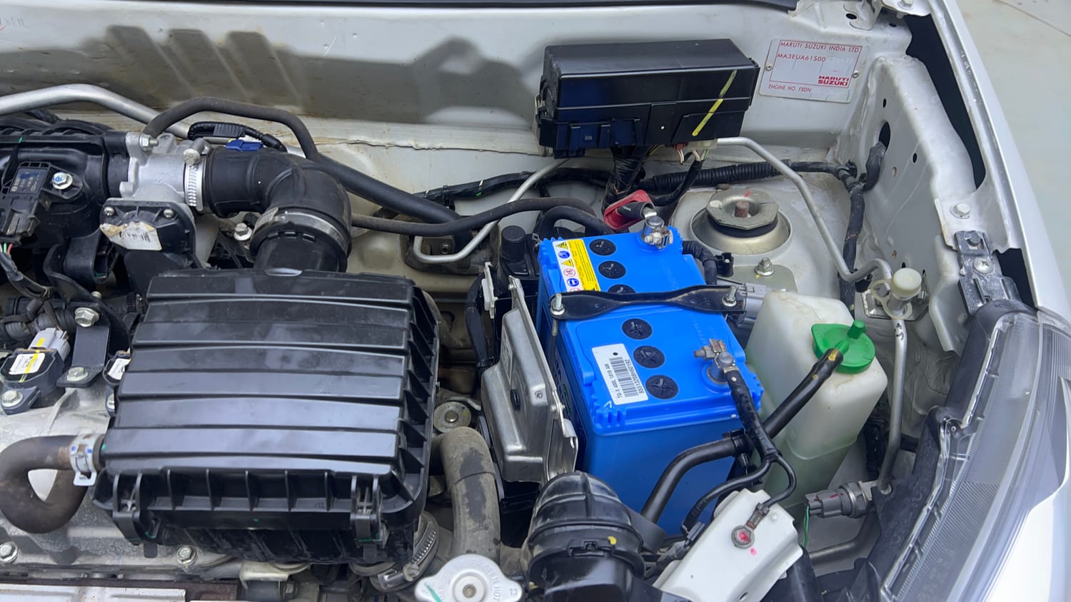 Used 2023 Maruti Suzuki Alto 800 Vxi Plus Petrol Manual engine ENGINE LEFT SIDE VIEW