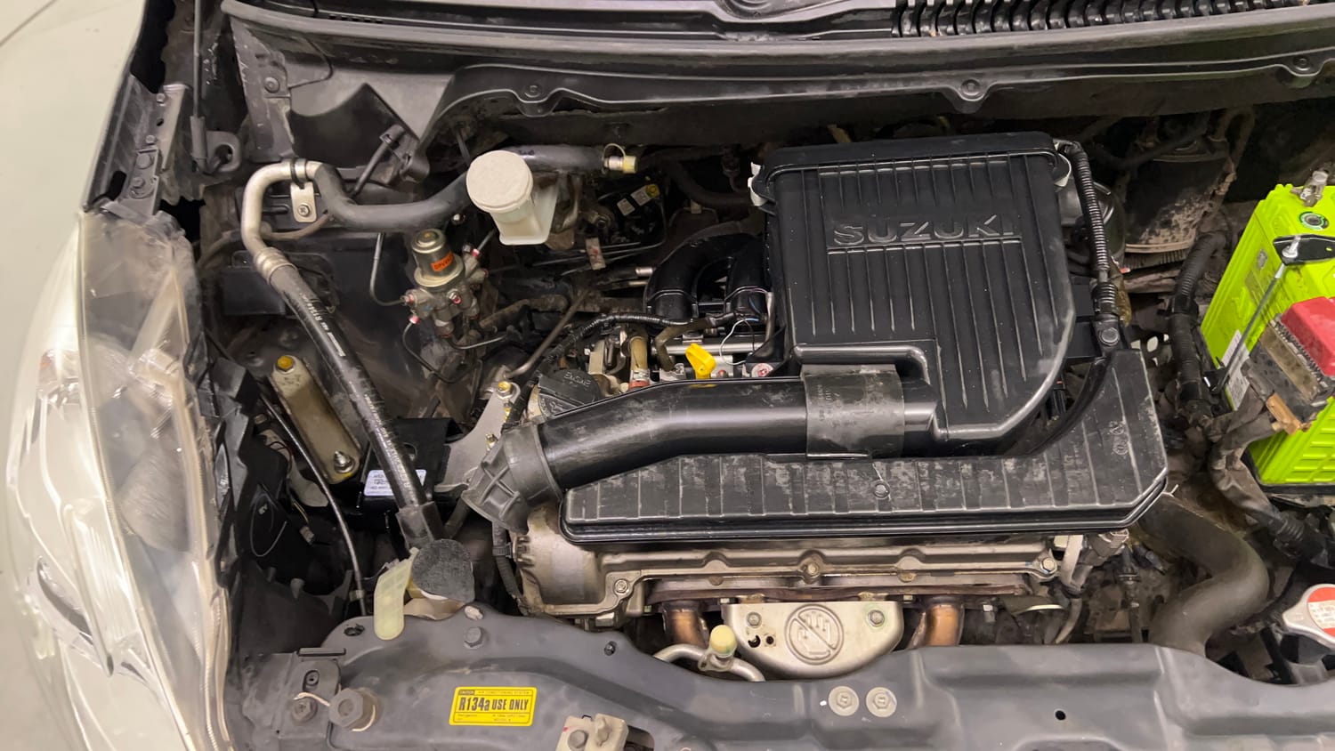 Used 2013 Maruti Suzuki Ertiga Vxi Petrol Manual engine ENGINE RIGHT SIDE VIEW