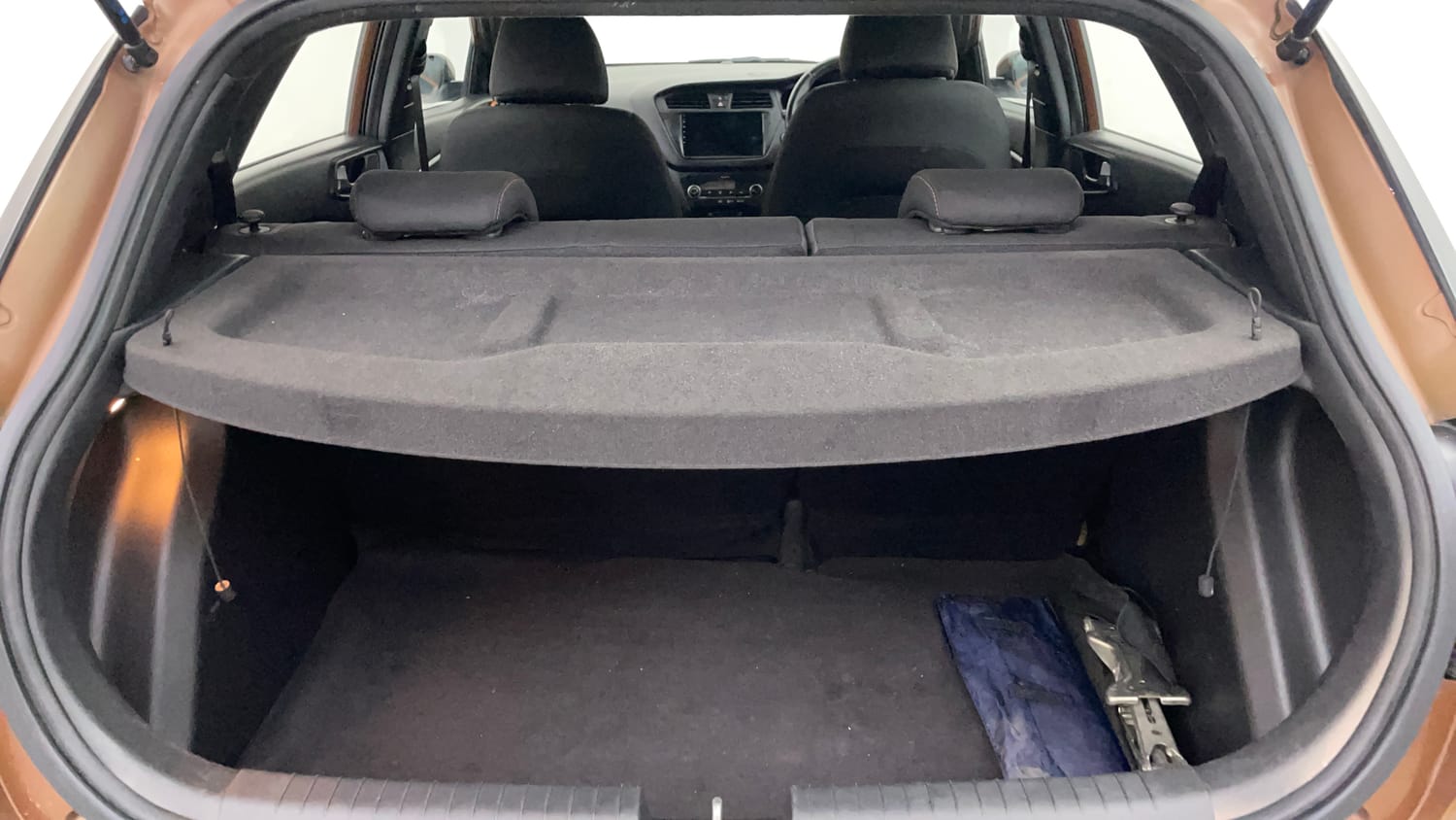 Used 2016 Hyundai i20 Active 1.2 SX Petrol Manual interior DICKY INSIDE VIEW
