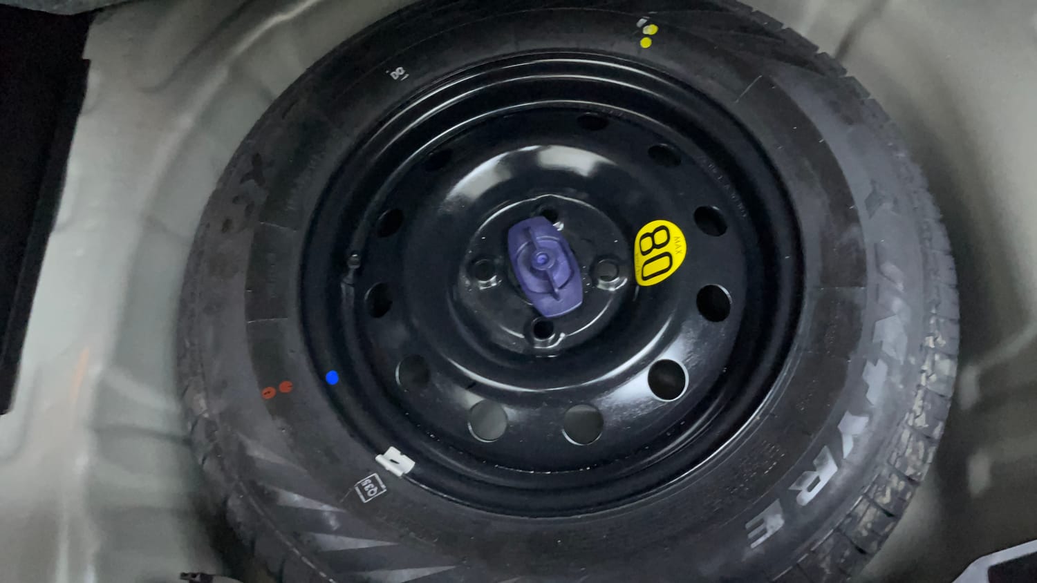 Used 2023 Maruti Suzuki Swift ZXi Plus Petrol Manual tyres SPARE TYRE VIEW